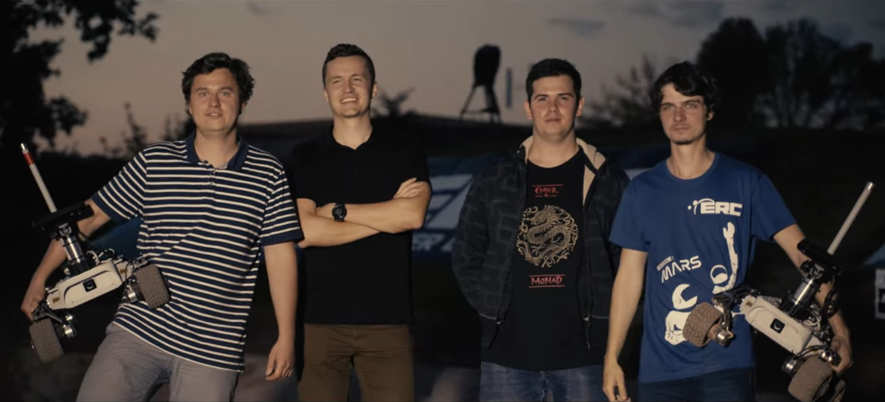 Leo Rover team