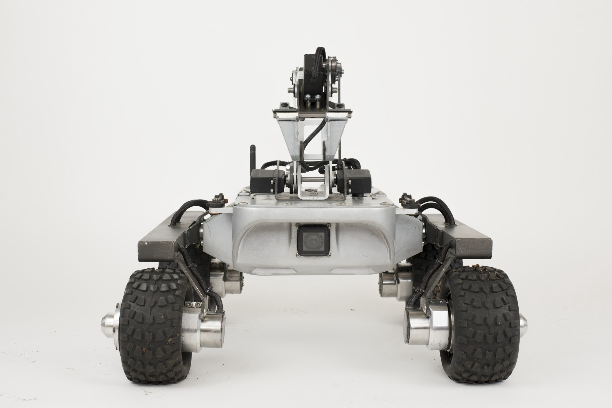 Leo Rover's front view