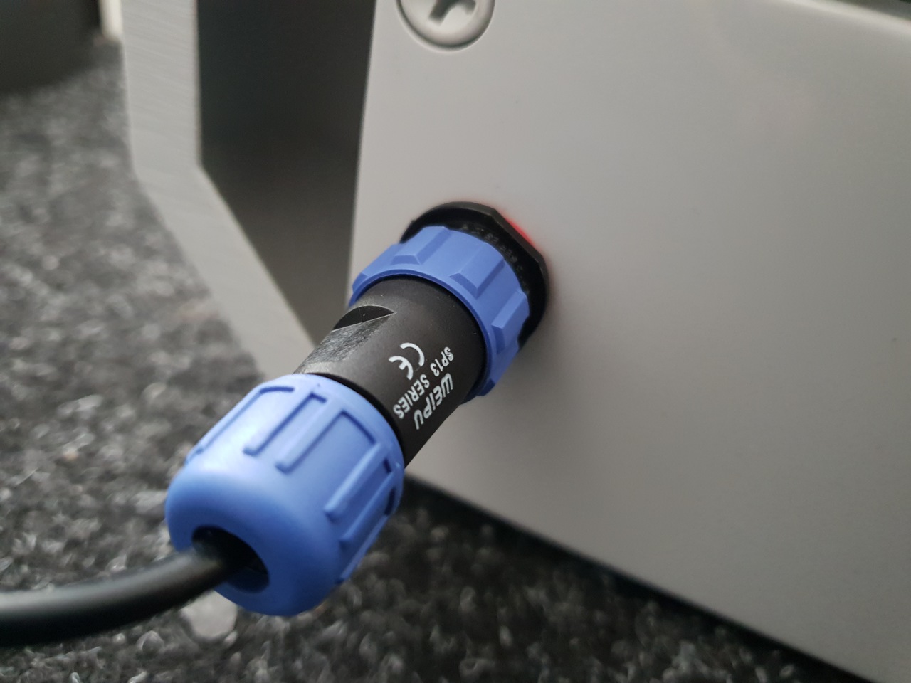 WEIPU plug in the Leo Rover&rsquo;s battery